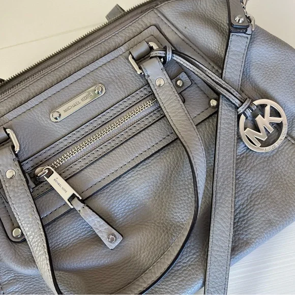 Michael Kors Gilmore East West Satchel Pebbled Leather Bag - Picture 4 of 17